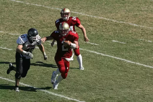 Lawrence Taylor: Redefining the Role of the Linebacker